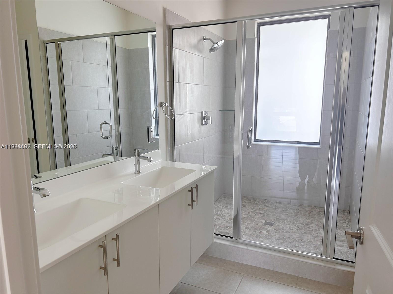 URBANA DORAL - Residential