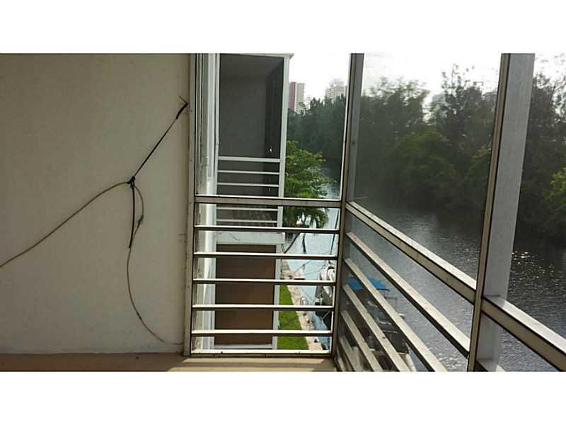 EASTERN SHORES WHITE HOUS - Residential Lease