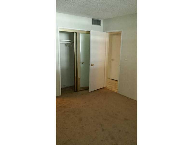 EASTERN SHORES WHITE HOUS - Residential Lease