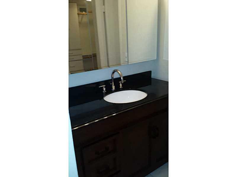 EASTERN SHORES WHITE HOUS - Residential Lease