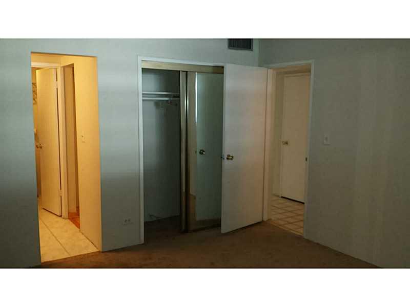 EASTERN SHORES WHITE HOUS - Residential Lease
