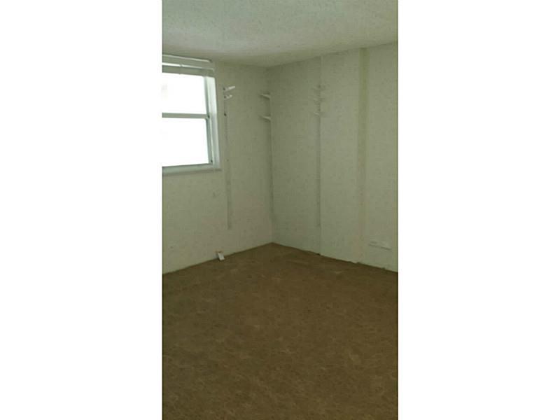 EASTERN SHORES WHITE HOUS - Residential Lease