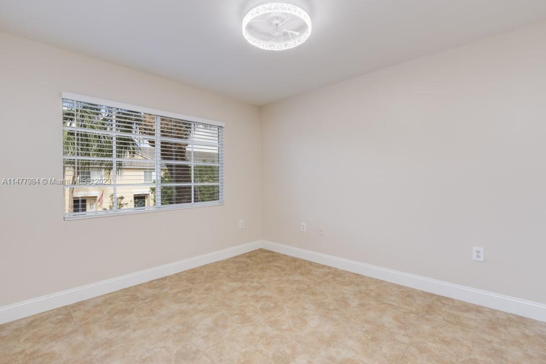 SAWGRASS EXCHANGE PLAT - Residential