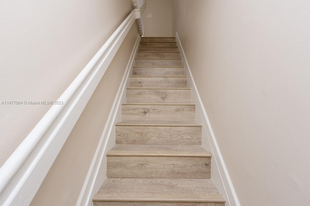 SAWGRASS EXCHANGE PLAT - Residential