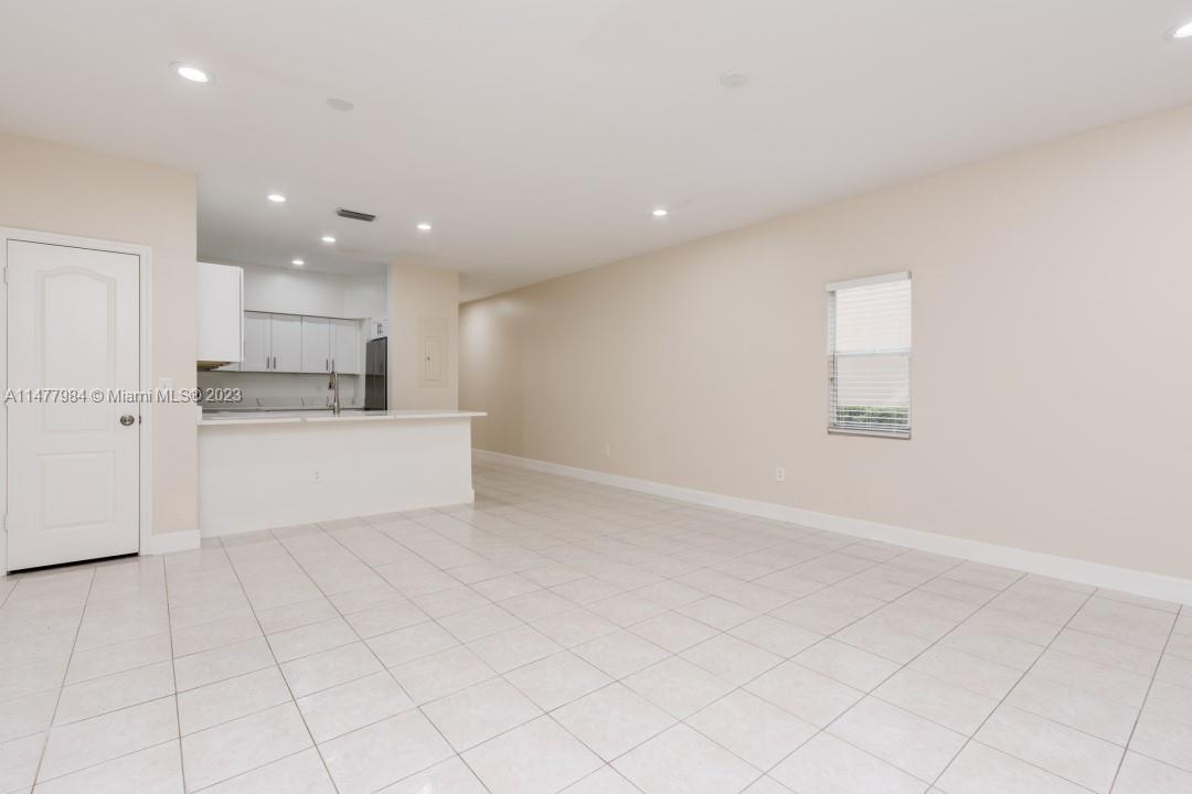 SAWGRASS EXCHANGE PLAT - Residential