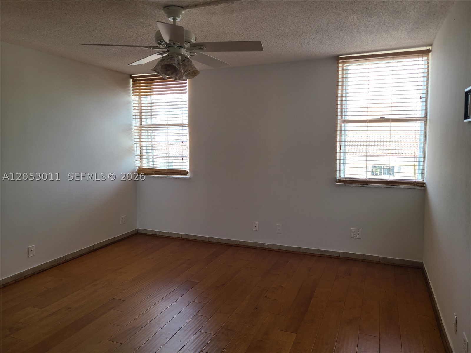 CARLYLE CONDOMINIUM - Residential Lease