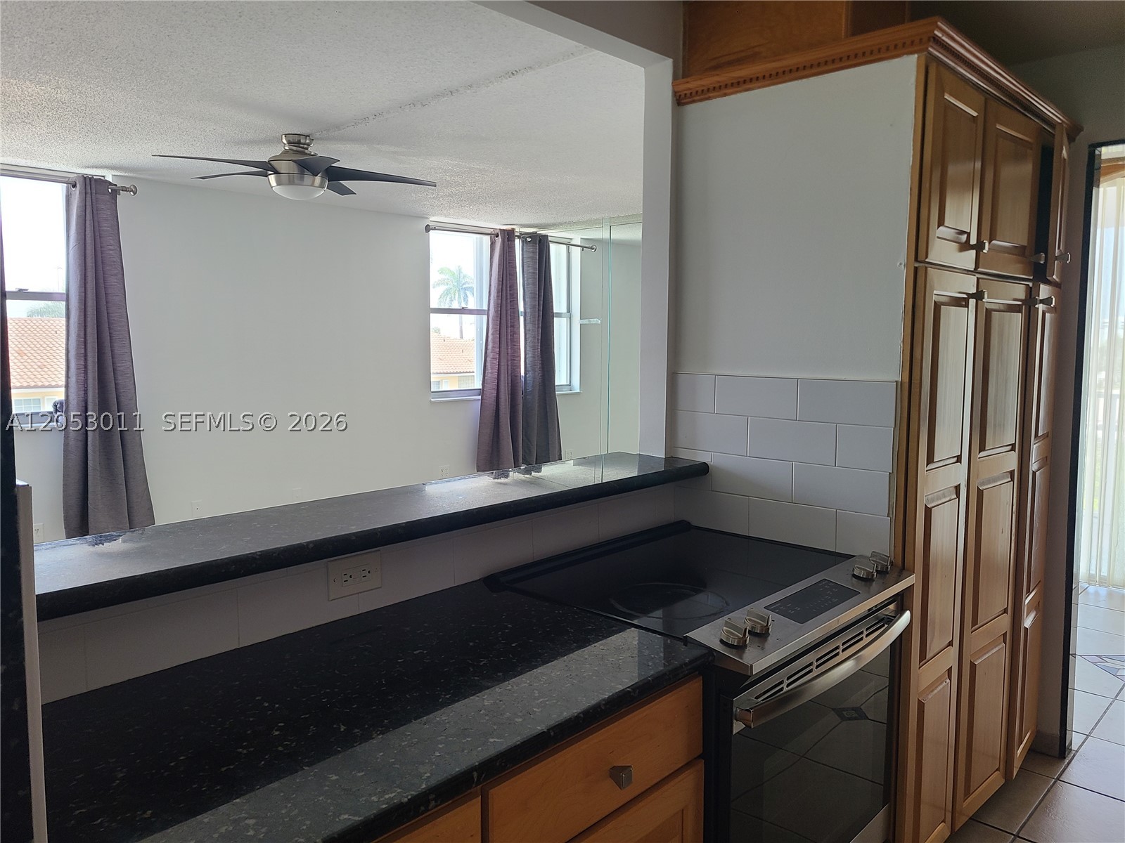 CARLYLE CONDOMINIUM - Residential Lease