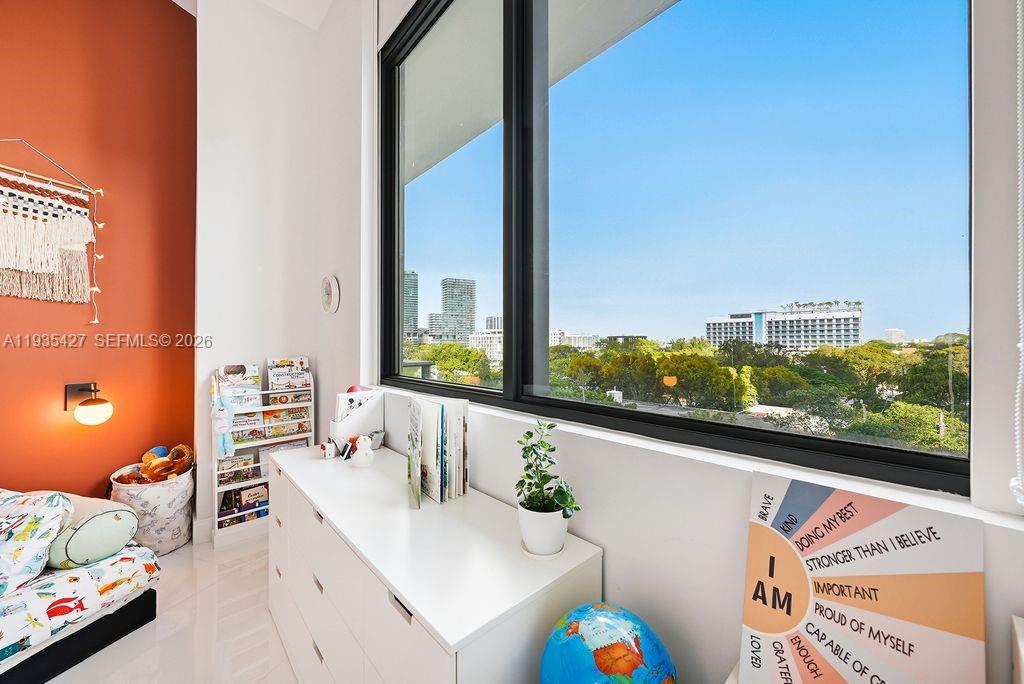 PARAISO BAYVIEWS CONDO - Residential