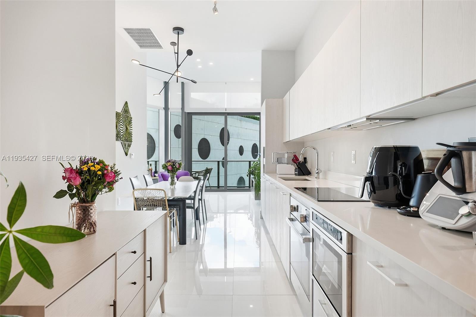 PARAISO BAYVIEWS CONDO - Residential