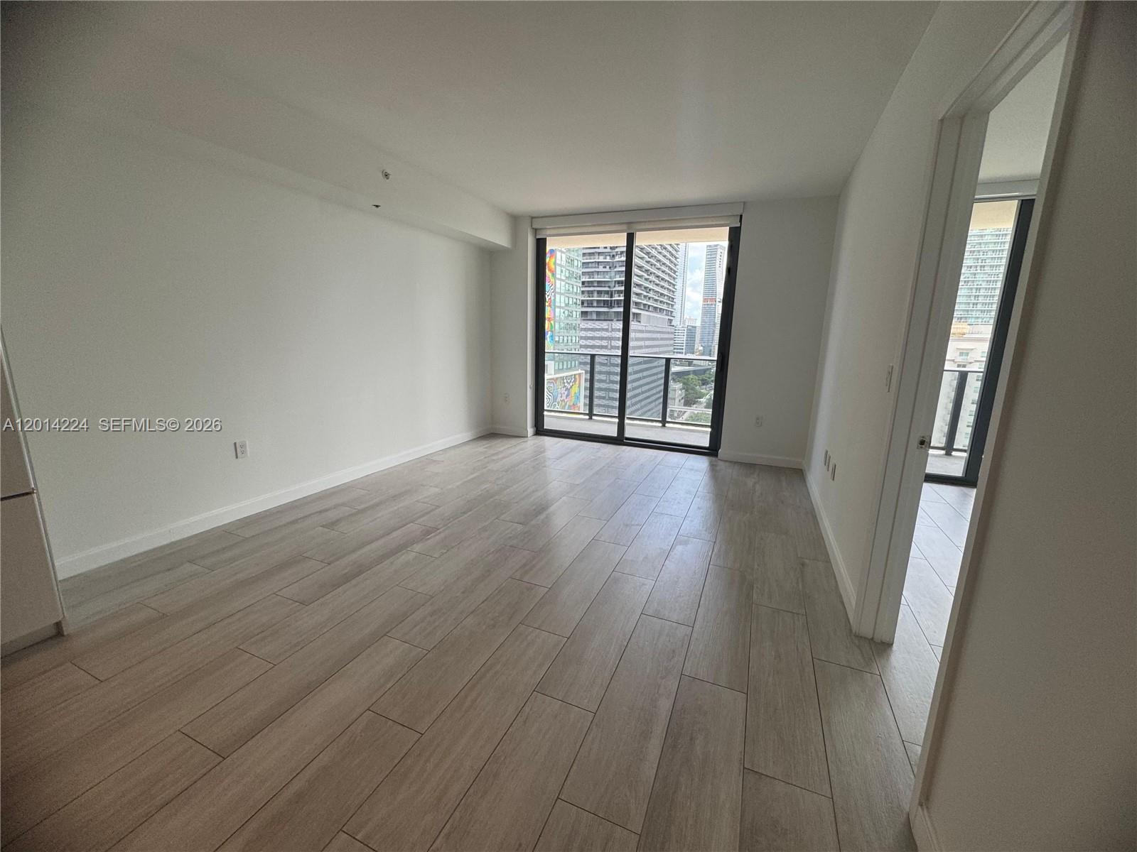 Brickell Heights East Spacious and modern 1 bedroom + den (which can function as a second bedroom or office) with 2 full bathrooms, located in the heart of Brickell at Brickell Heights East. This unit offers luxury living with access to incredible amenities such as rooftop pools with stunning views, lounging areas, a children’s playroom, theater and party room. Equinox Gym and SoulCycle are conveniently located within the building. Valet parking only.