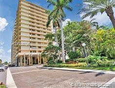 THE PLAZA OF BAL HARBOUR - Residential