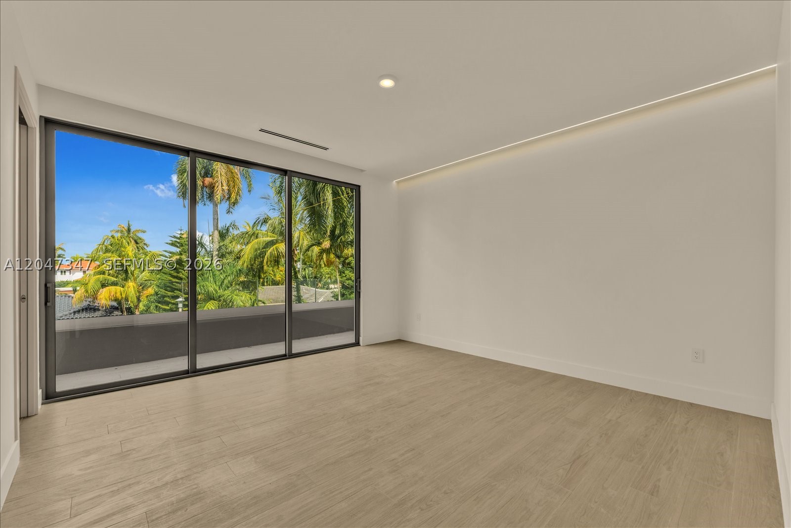 NORTH BAY ISLAND - Residential