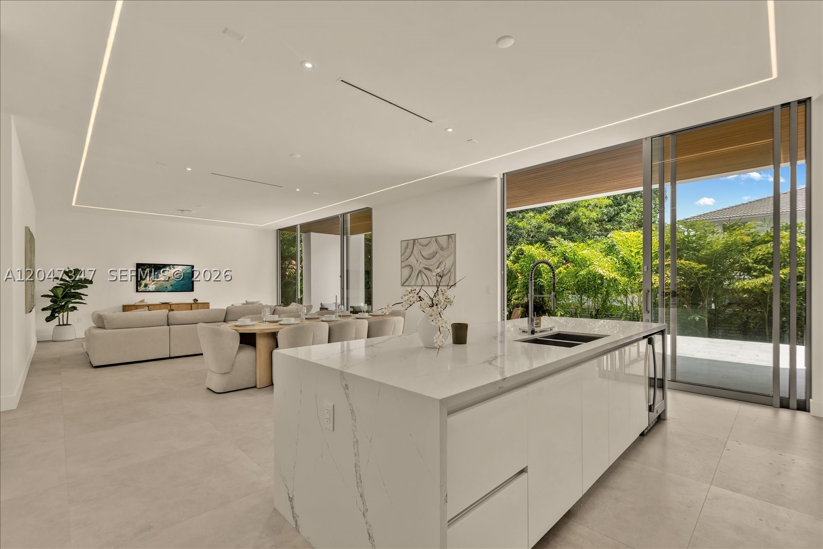 NORTH BAY ISLAND - Residential