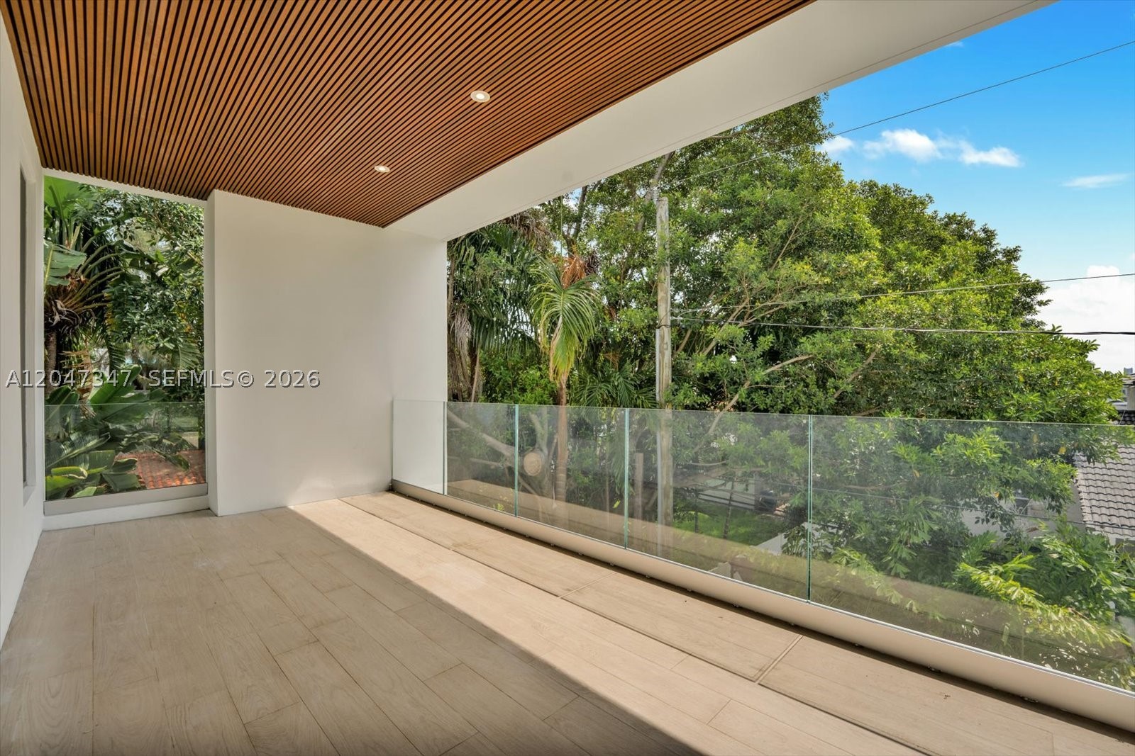 NORTH BAY ISLAND - Residential
