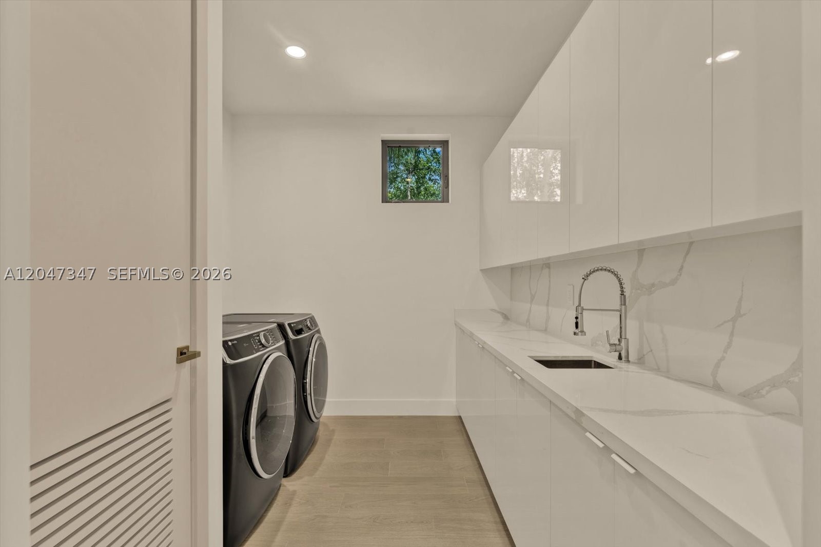 NORTH BAY ISLAND - Residential