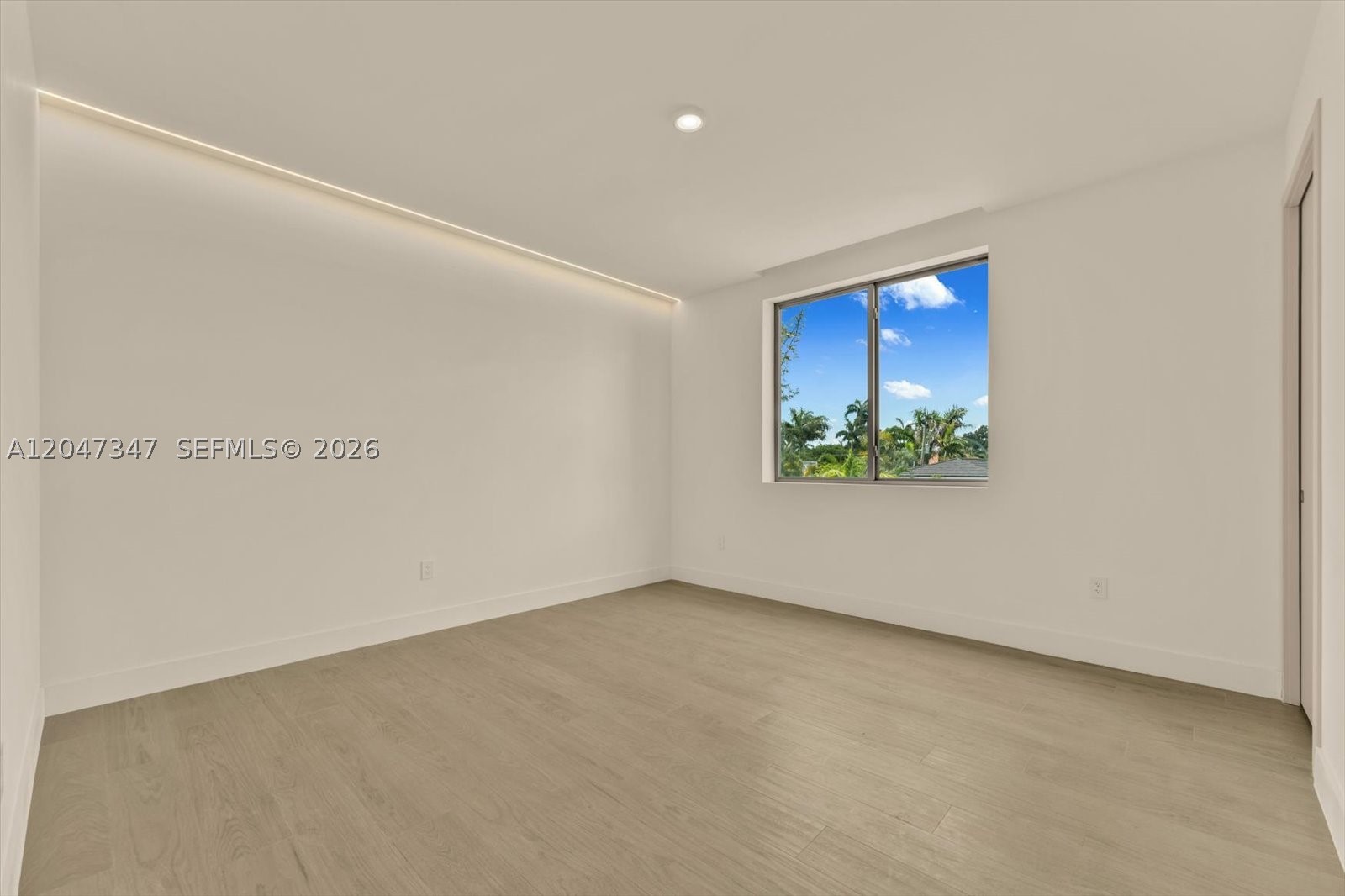 NORTH BAY ISLAND - Residential