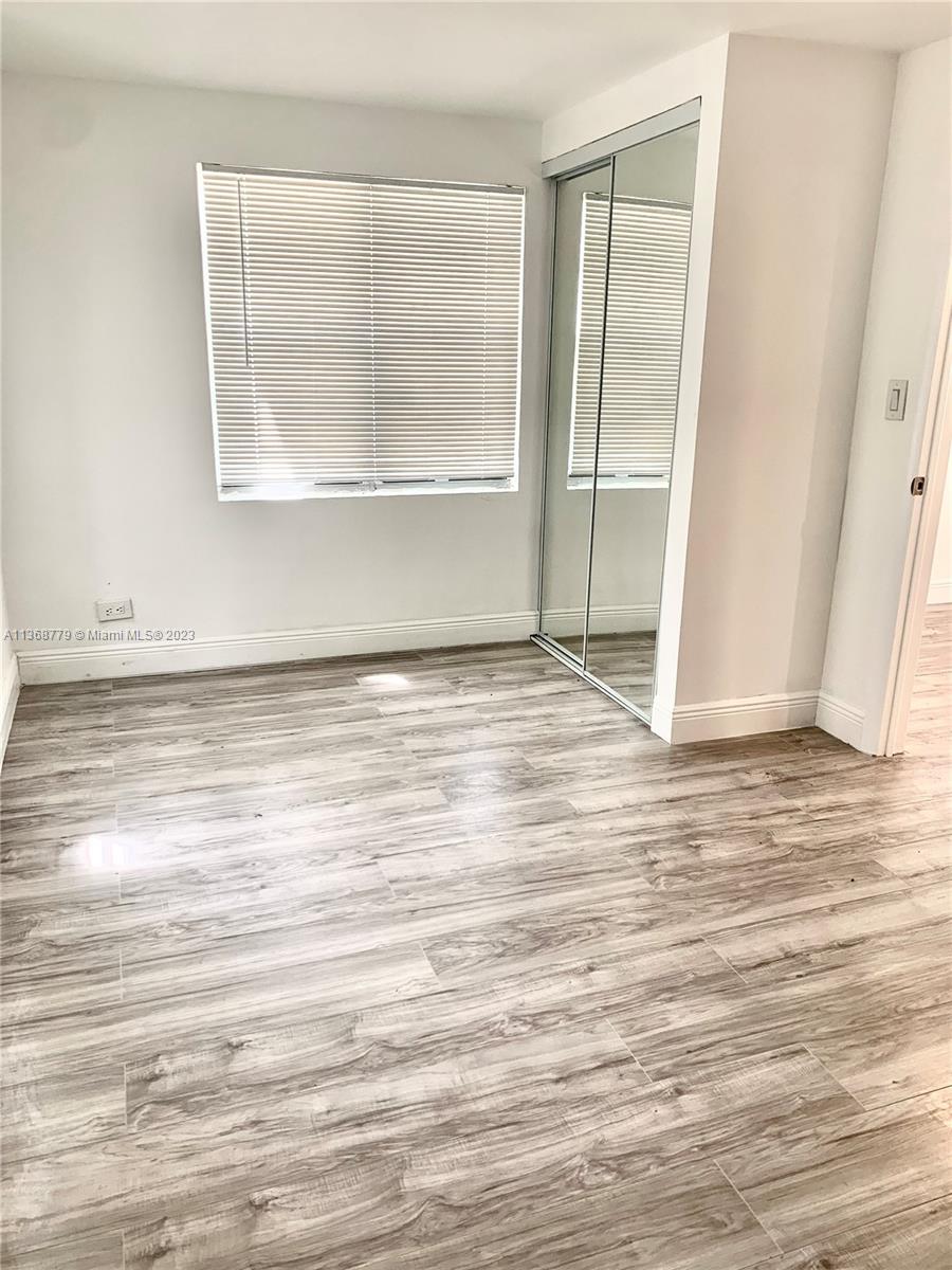 NORTH HOLLYWOOD - Residential Lease