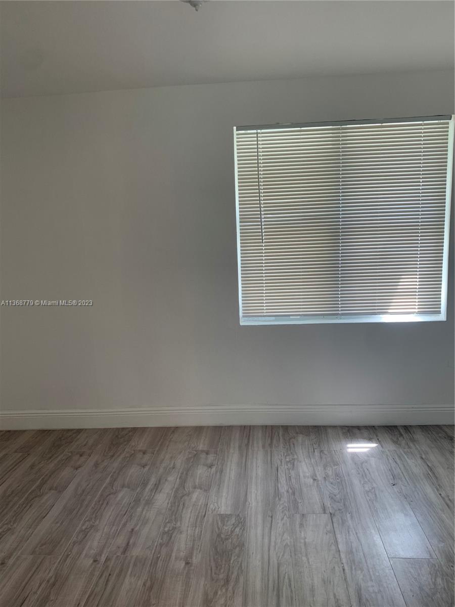 NORTH HOLLYWOOD - Residential Lease