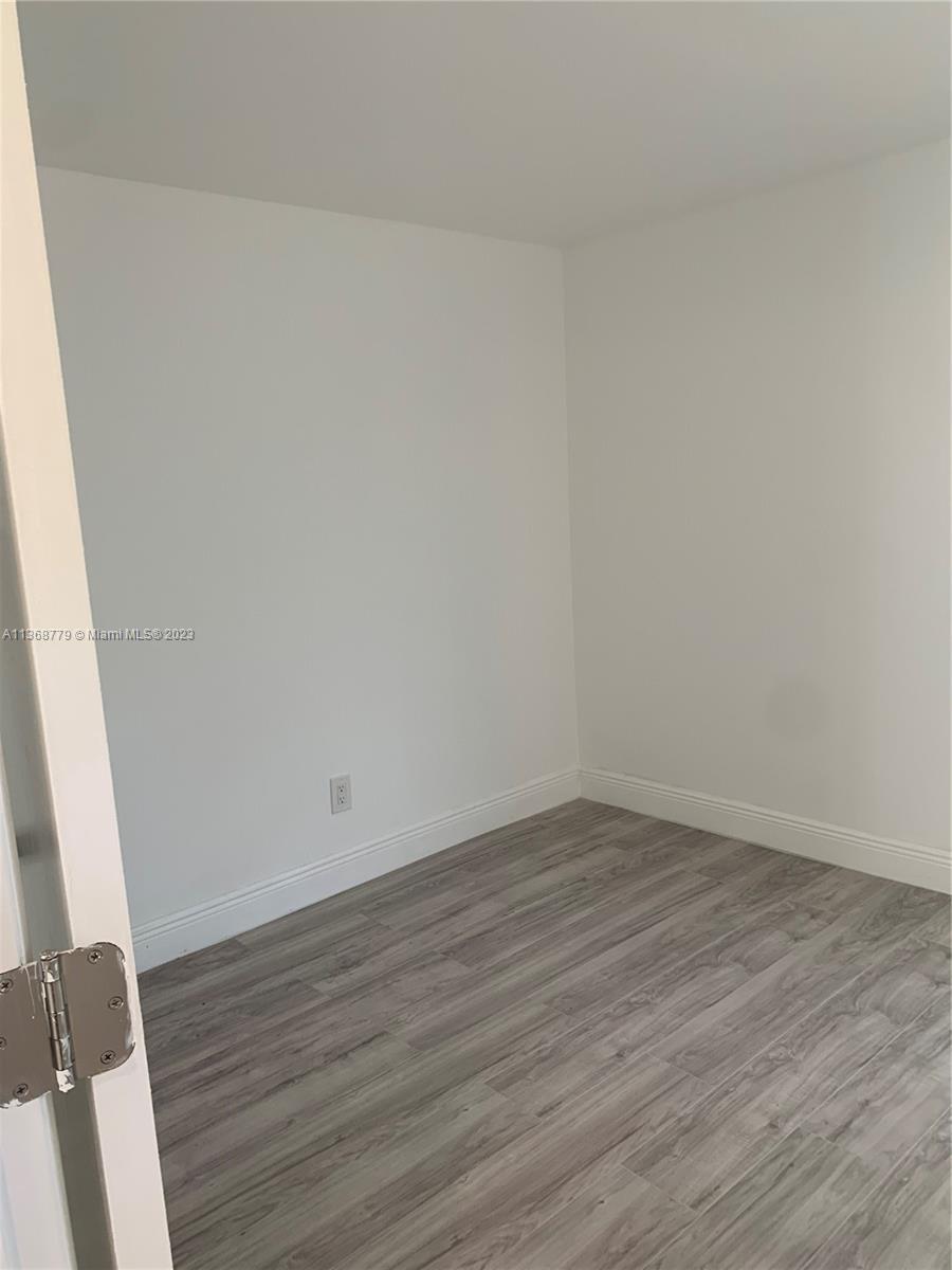 NORTH HOLLYWOOD - Residential Lease