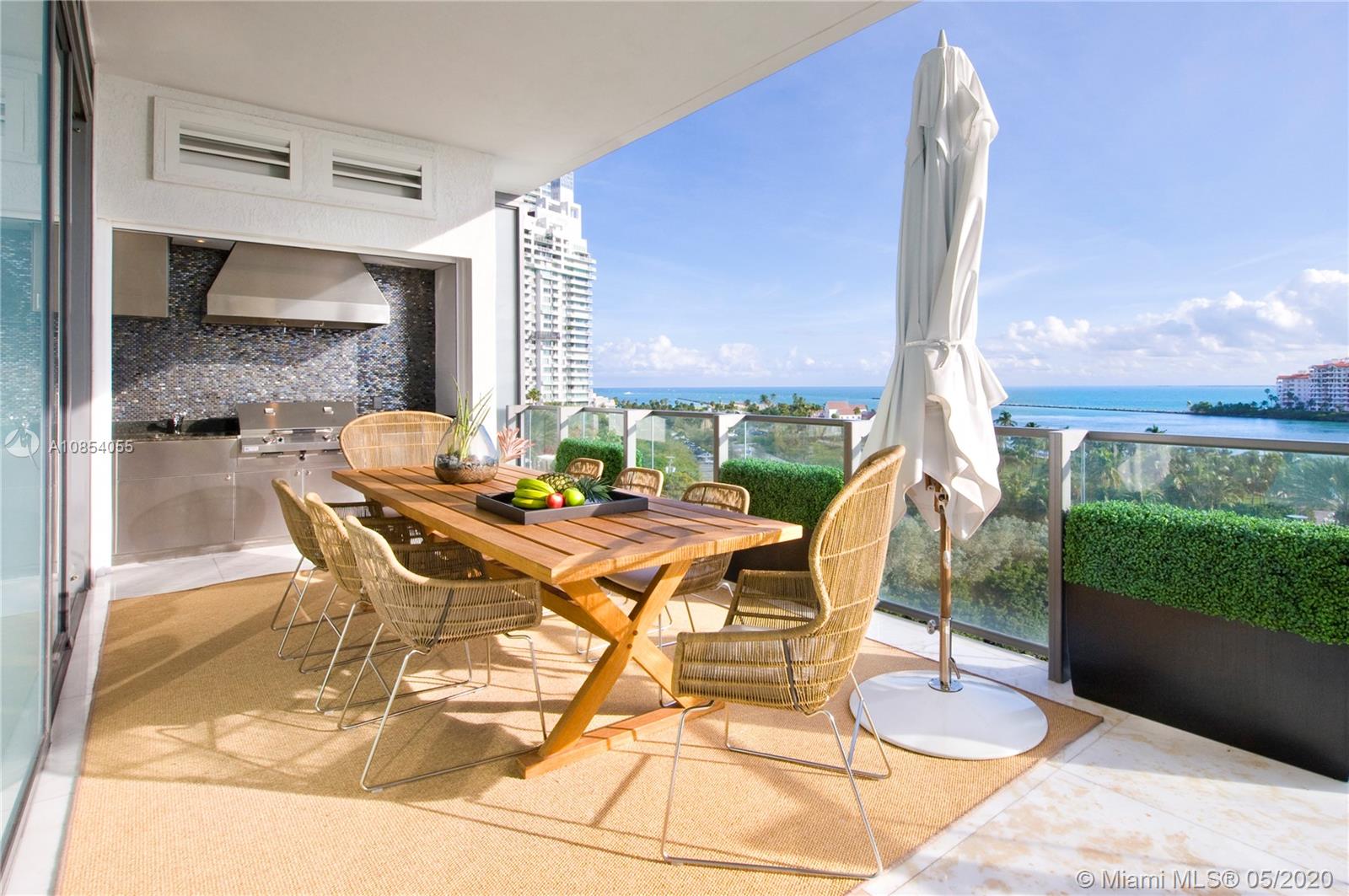 APOGEE CONDO - Residential