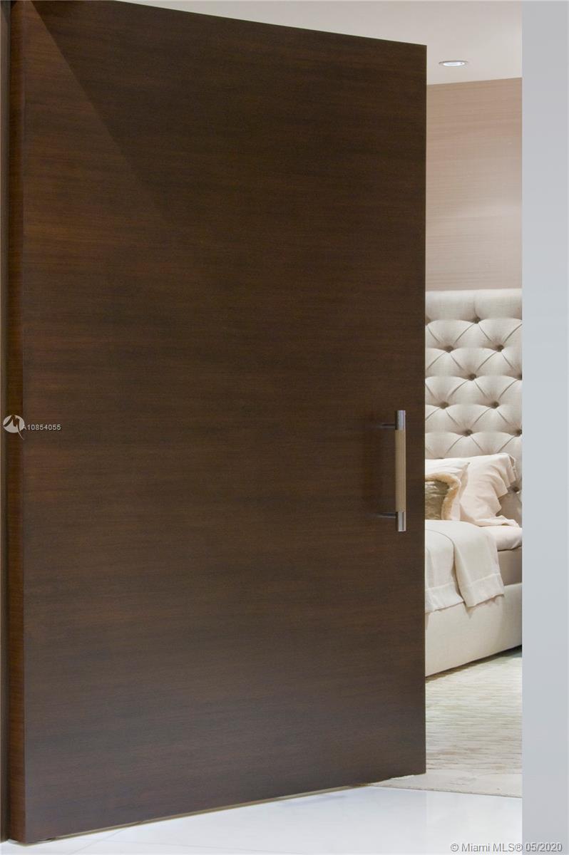 APOGEE CONDO - Residential