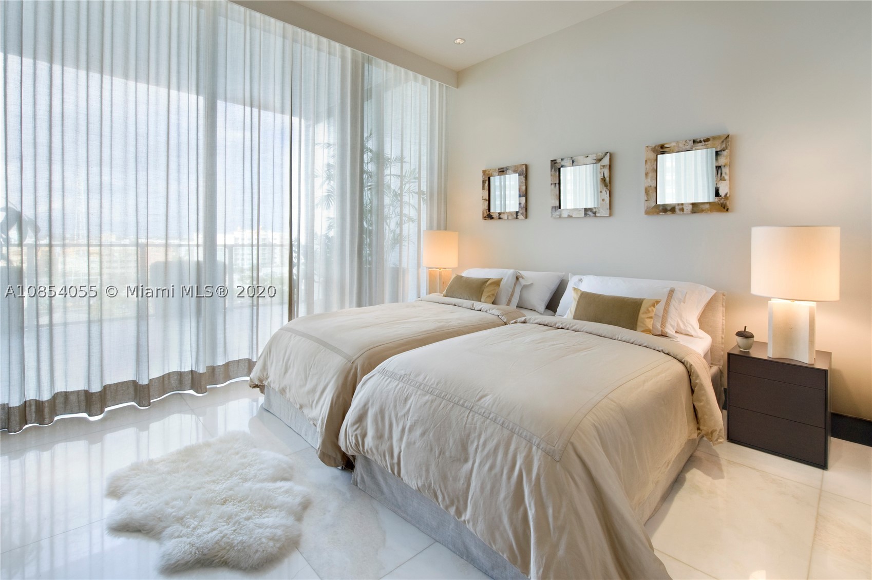 APOGEE CONDO - Residential