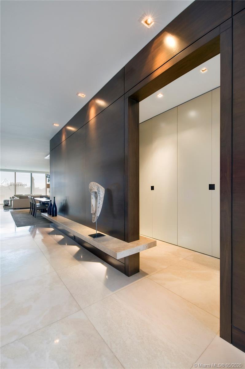 APOGEE CONDO - Residential