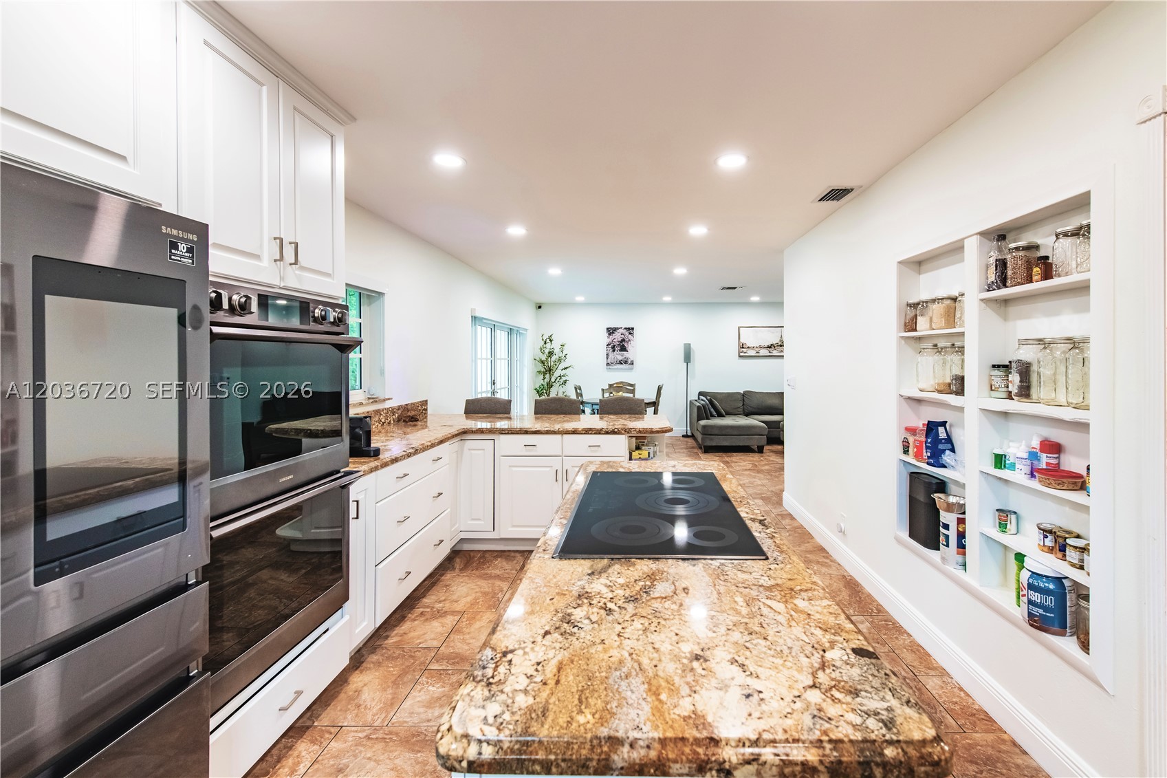 BONAVENTURE LAKES - Residential