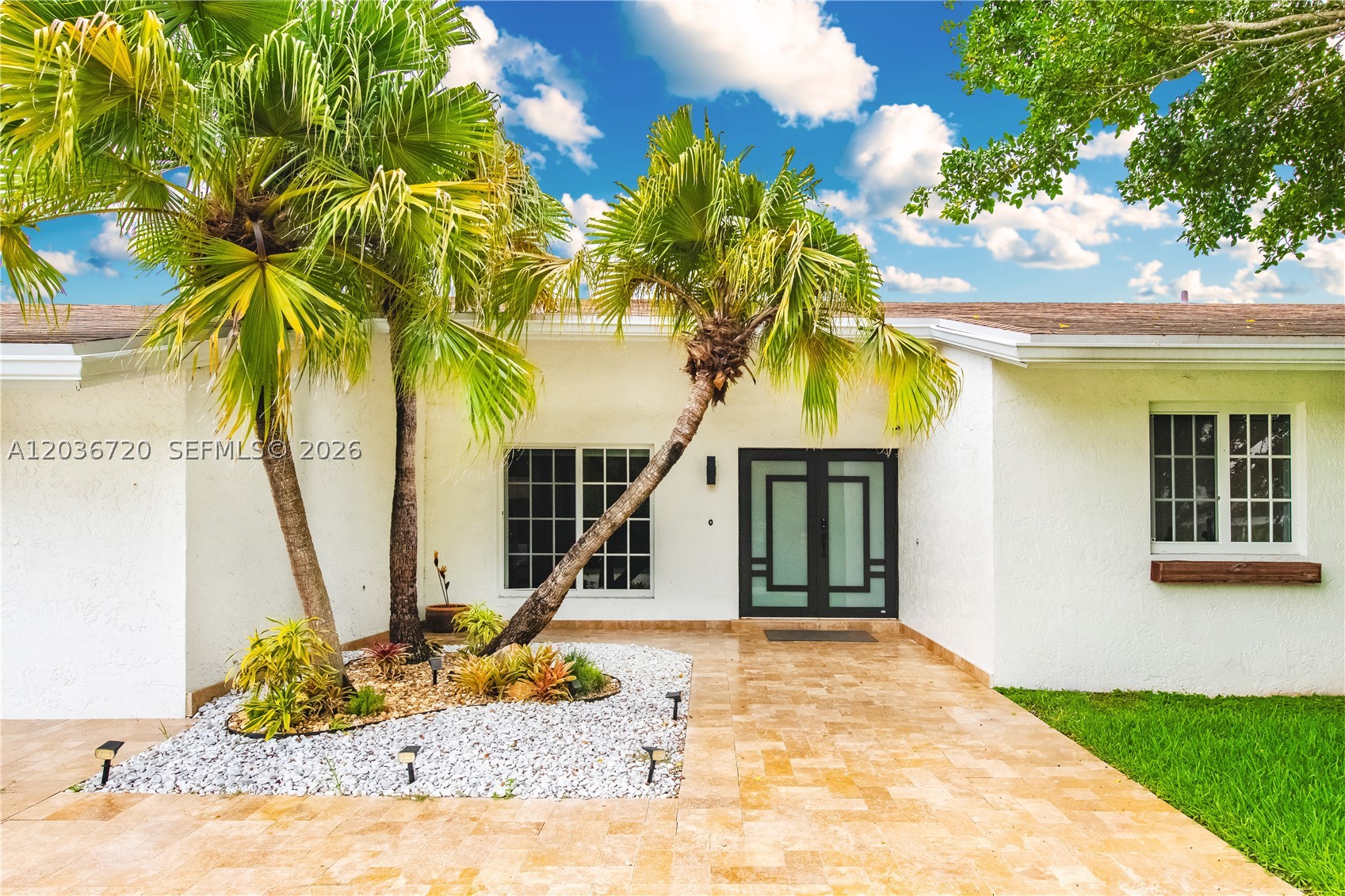BONAVENTURE LAKES - Residential