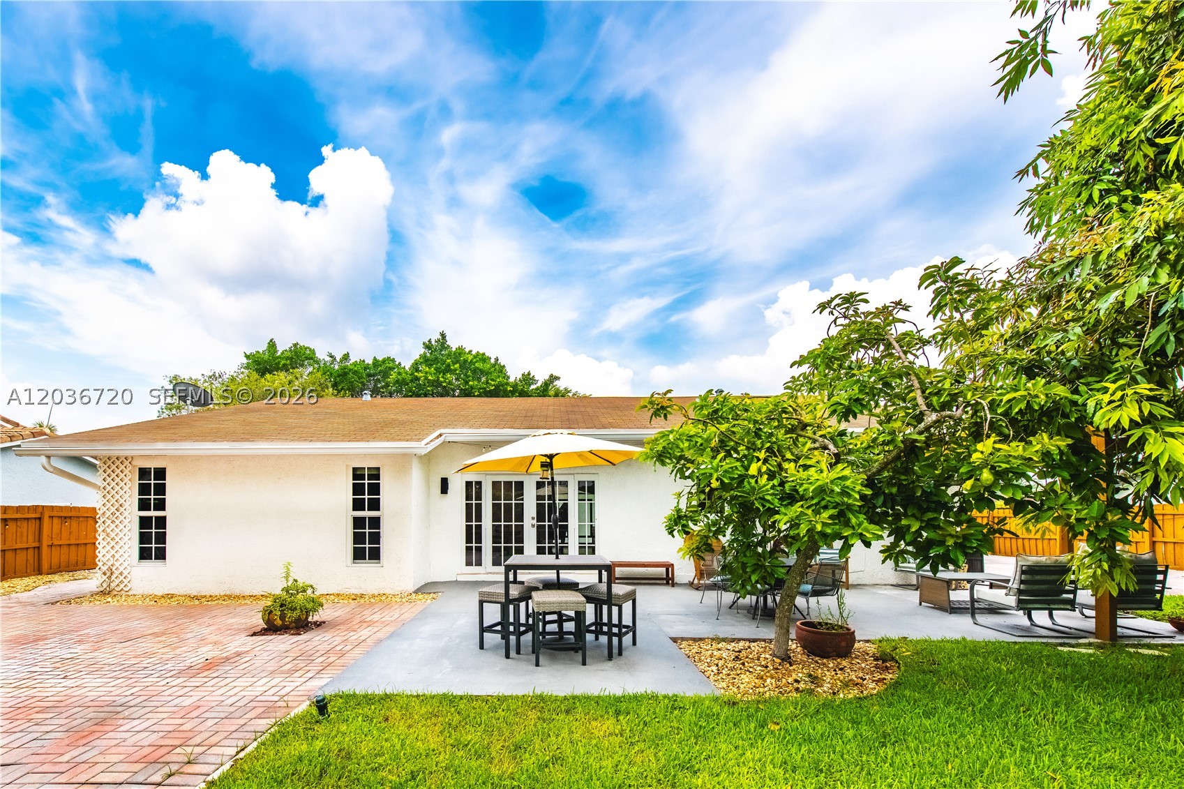 BONAVENTURE LAKES - Residential