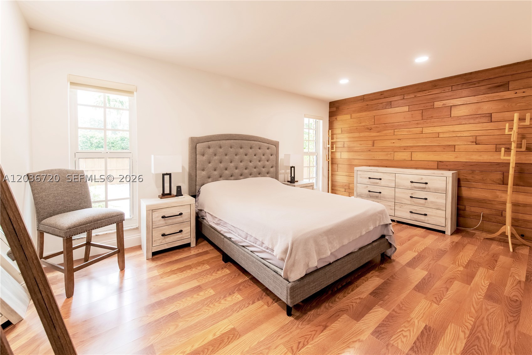 BONAVENTURE LAKES - Residential