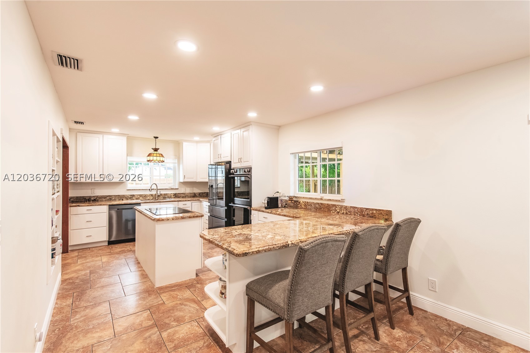 BONAVENTURE LAKES - Residential