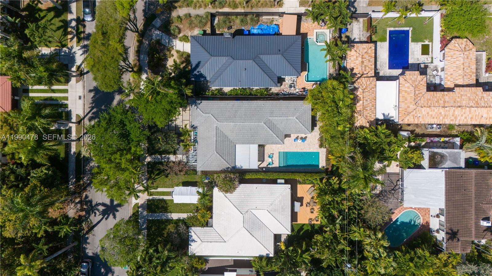 BELLE MEADE - Residential