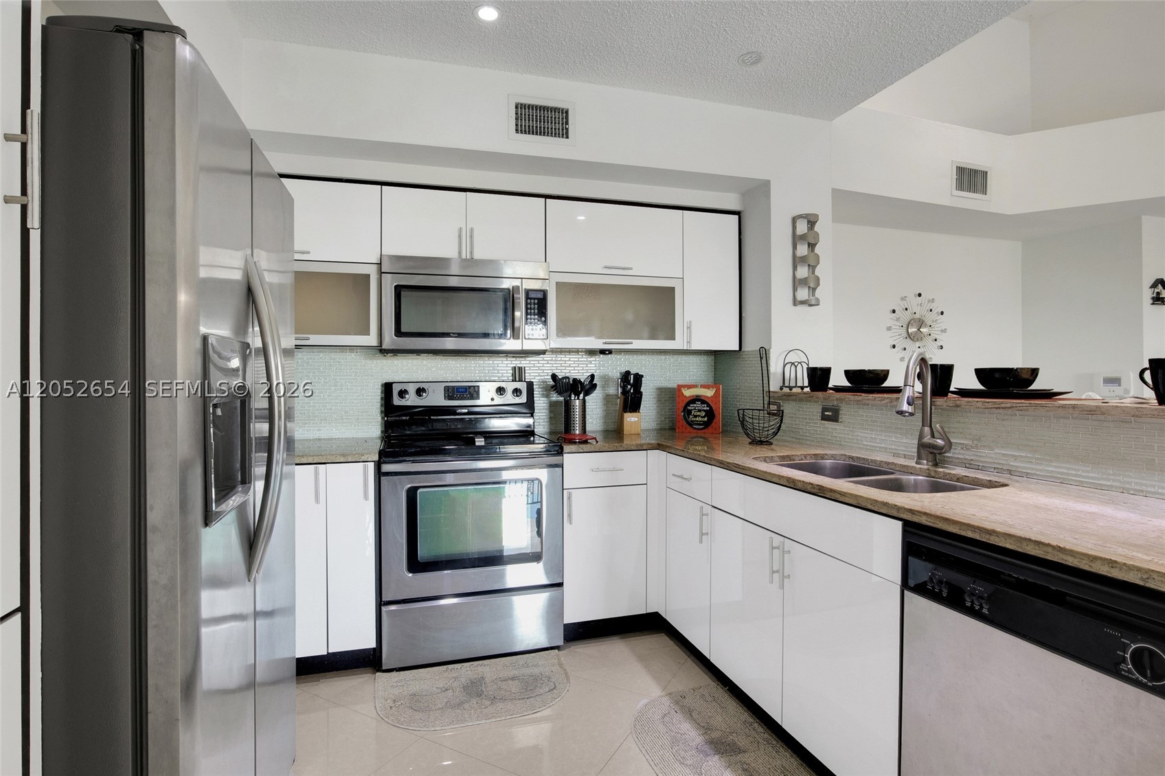 EL-AD RESIDENCES AT MIRAM - Residential Lease