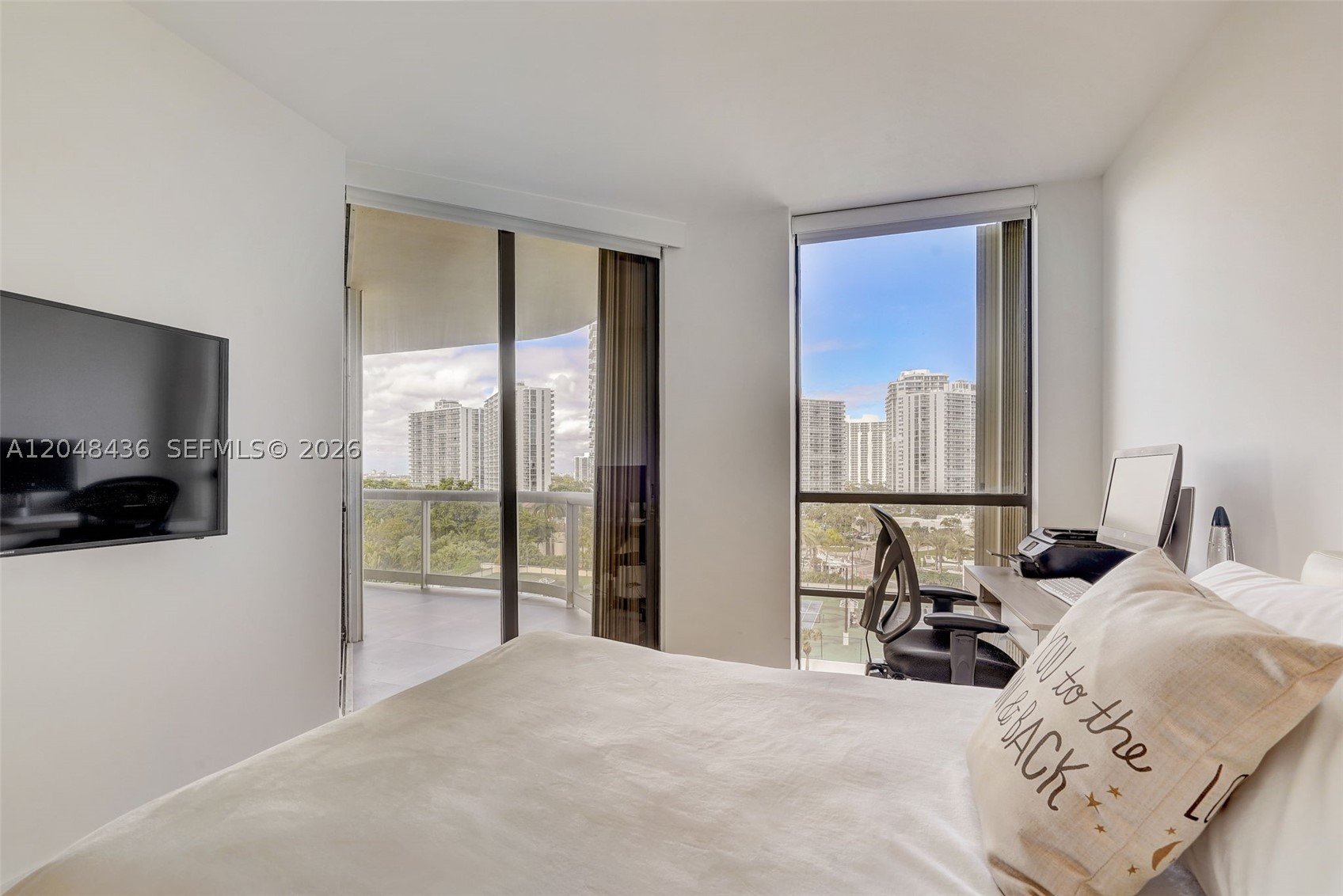 TERRACES NORTH TURNBERRY - Residential