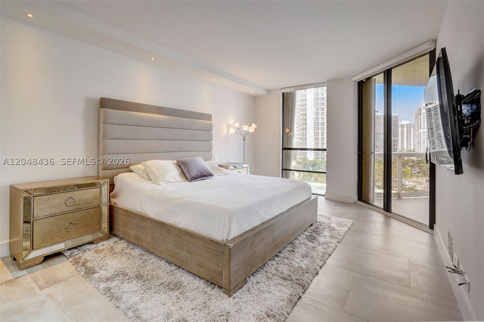 TERRACES NORTH TURNBERRY - Residential