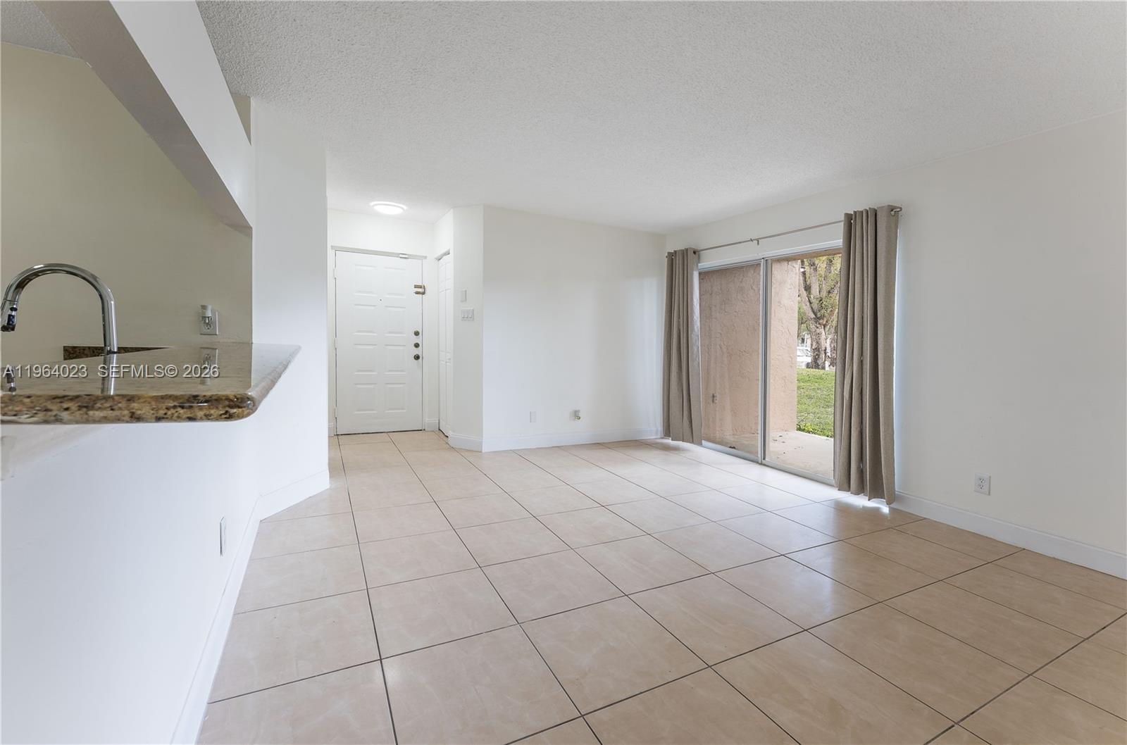 ROYAL PALM PLACE - Residential