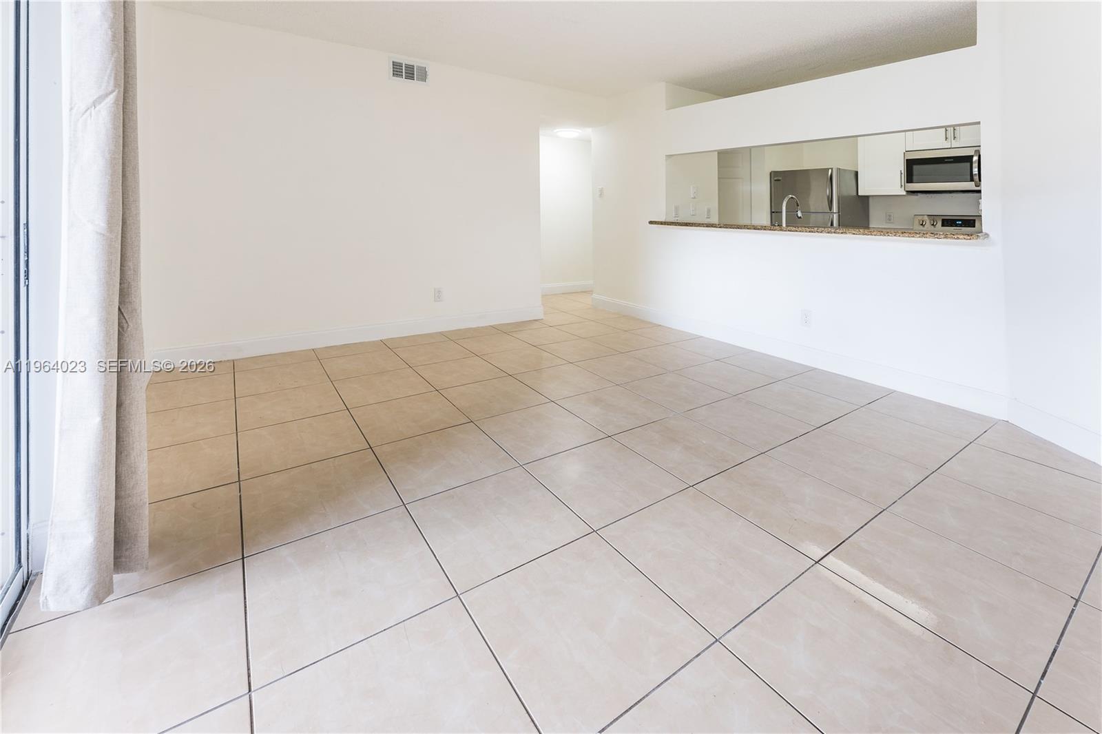 ROYAL PALM PLACE - Residential