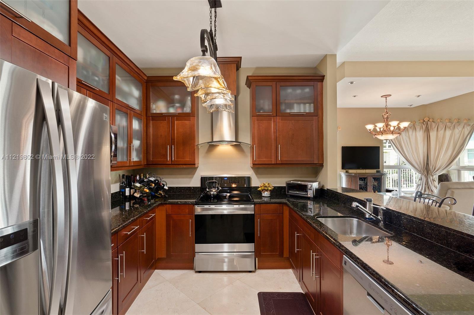 DOWNTOWN DADELAND CONDO N - Residential