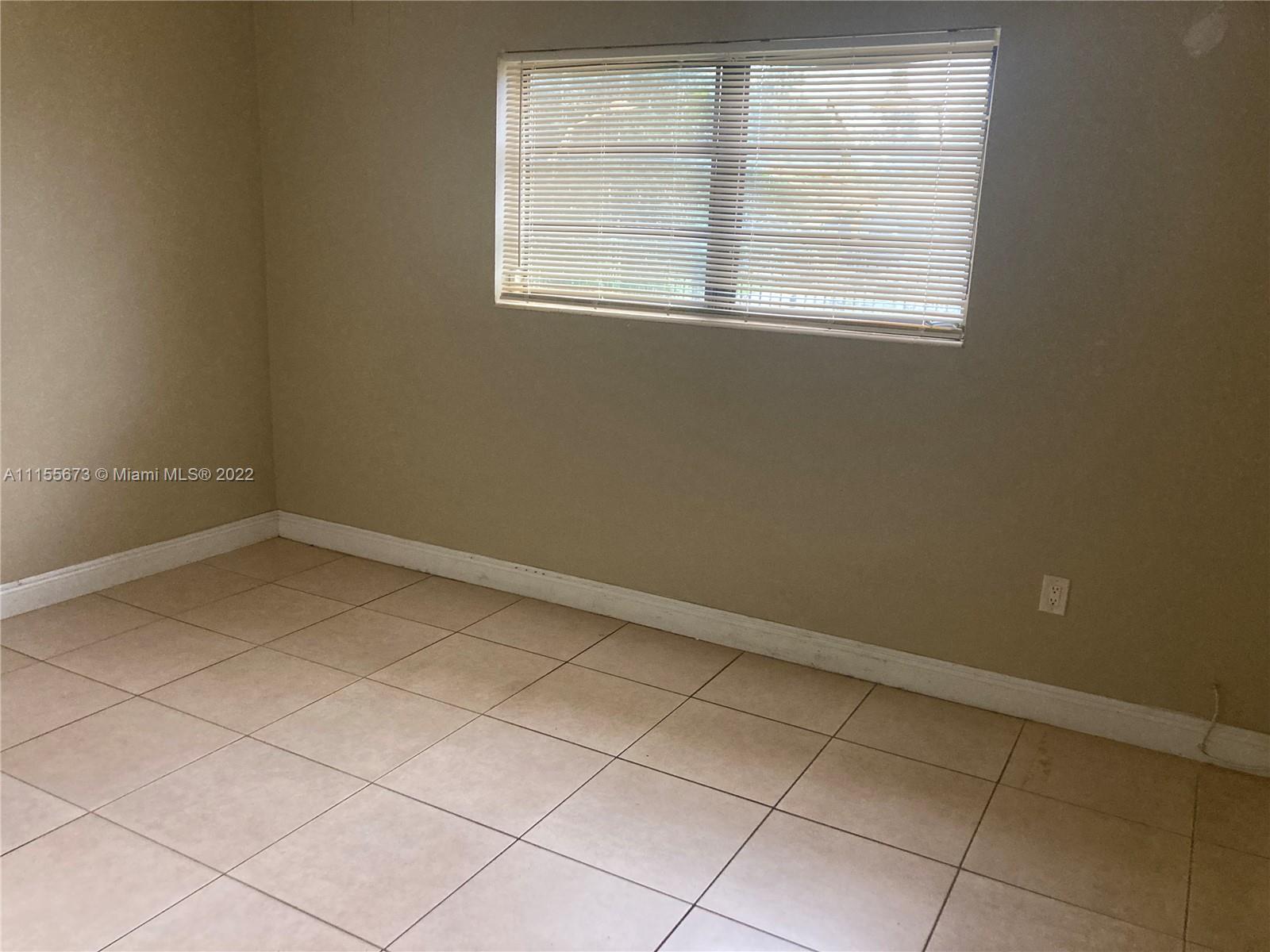 PALMLAND ESTATES - Residential