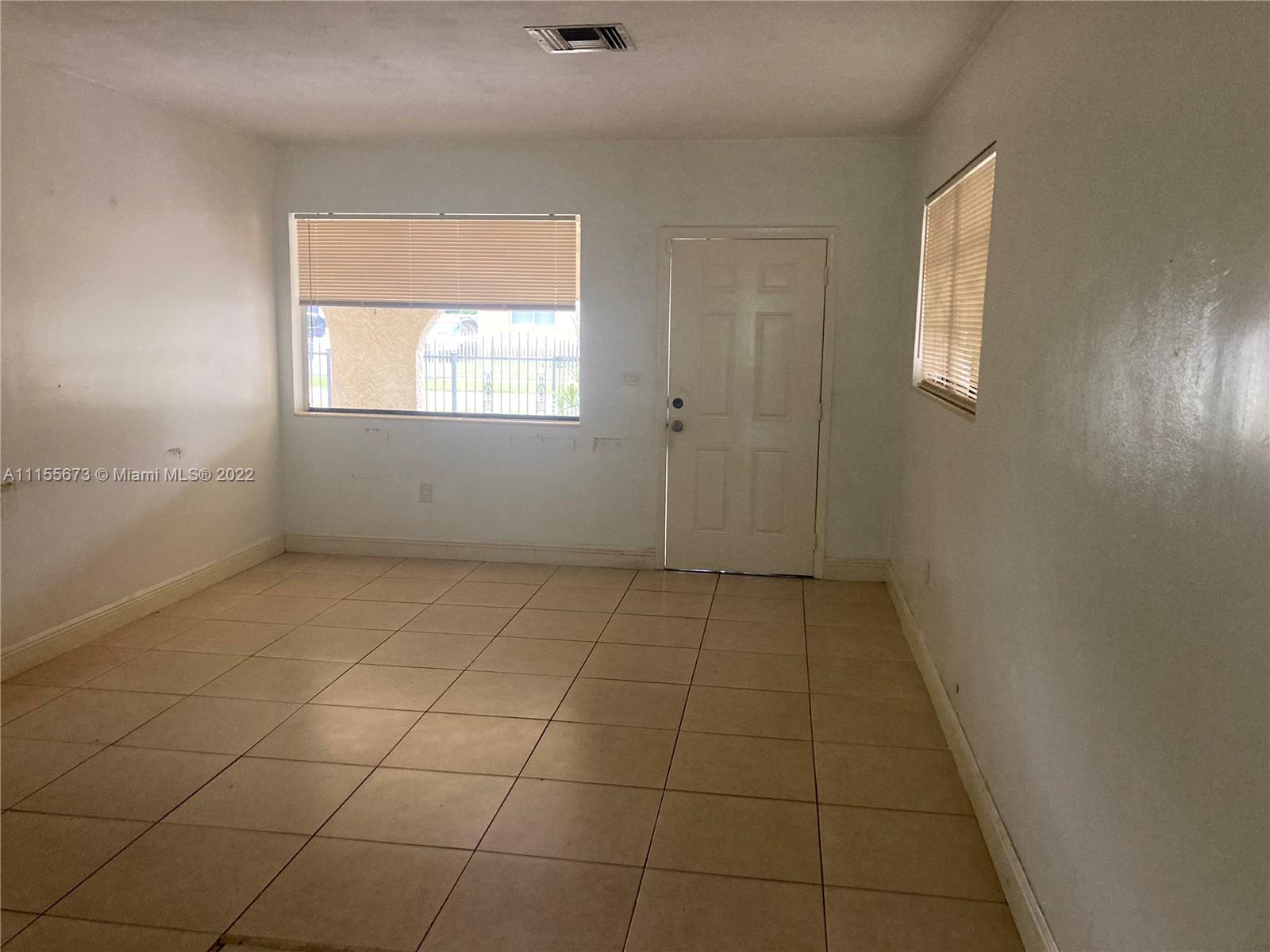 PALMLAND ESTATES - Residential
