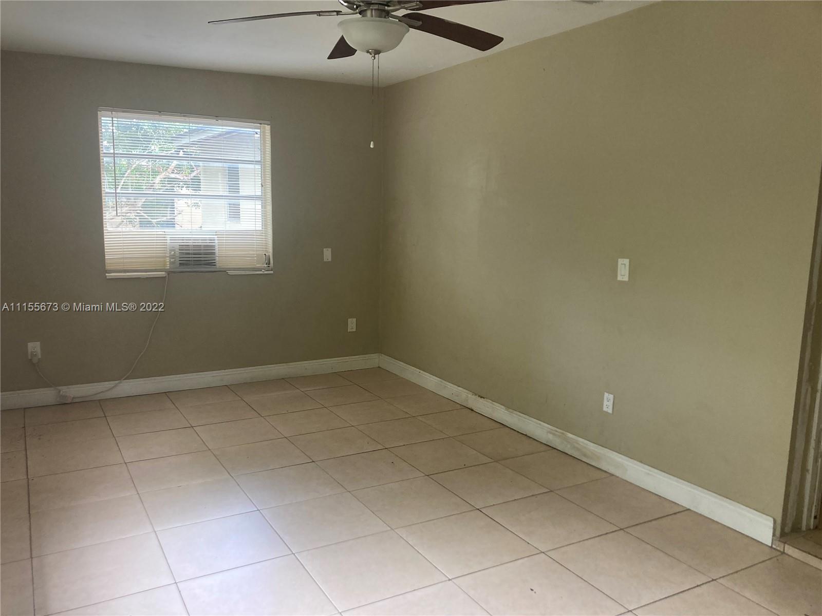 PALMLAND ESTATES - Residential