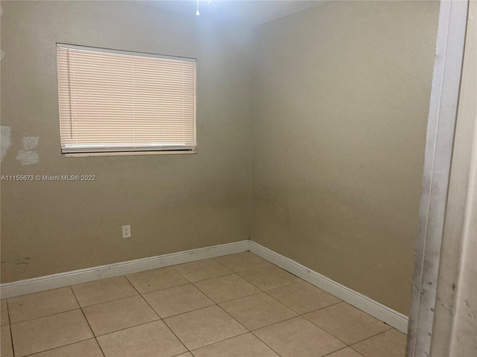 PALMLAND ESTATES - Residential