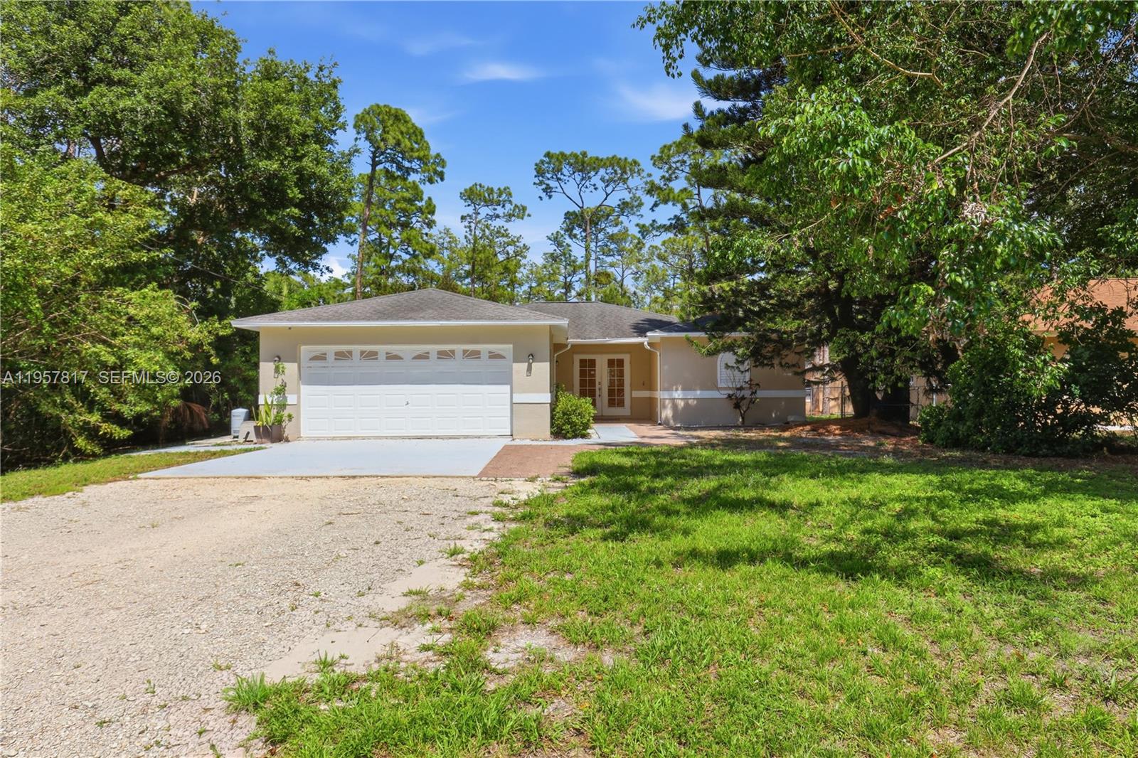 GOLDEN GATE ESTATES - Residential