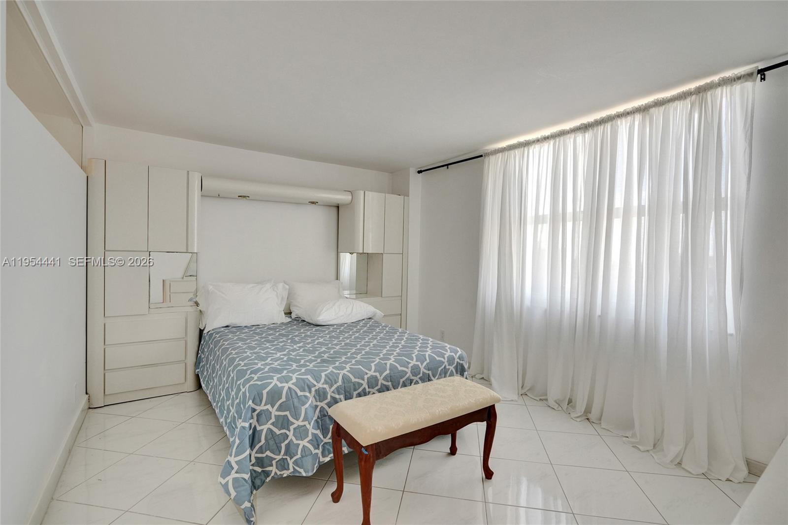 PRINCE GEORGE ARMS CONDO - Residential