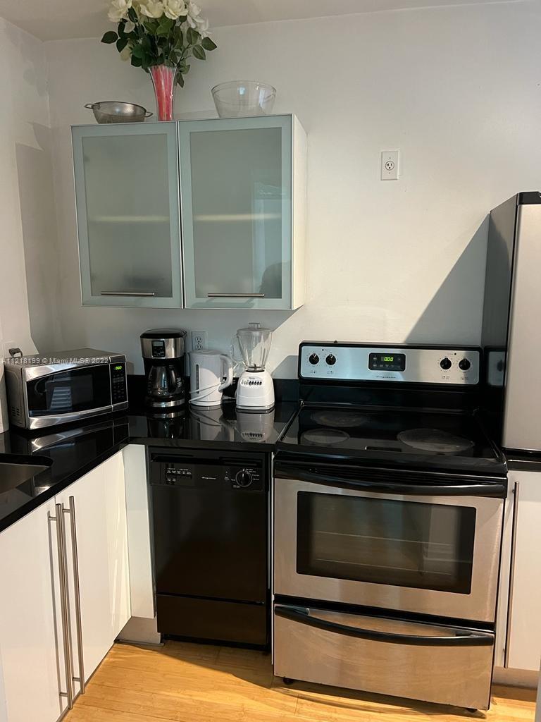THE BENNETT CONDO - Residential Lease