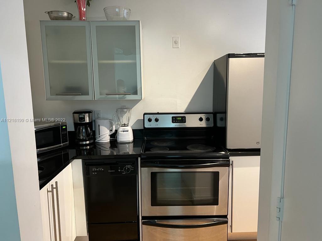 THE BENNETT CONDO - Residential Lease