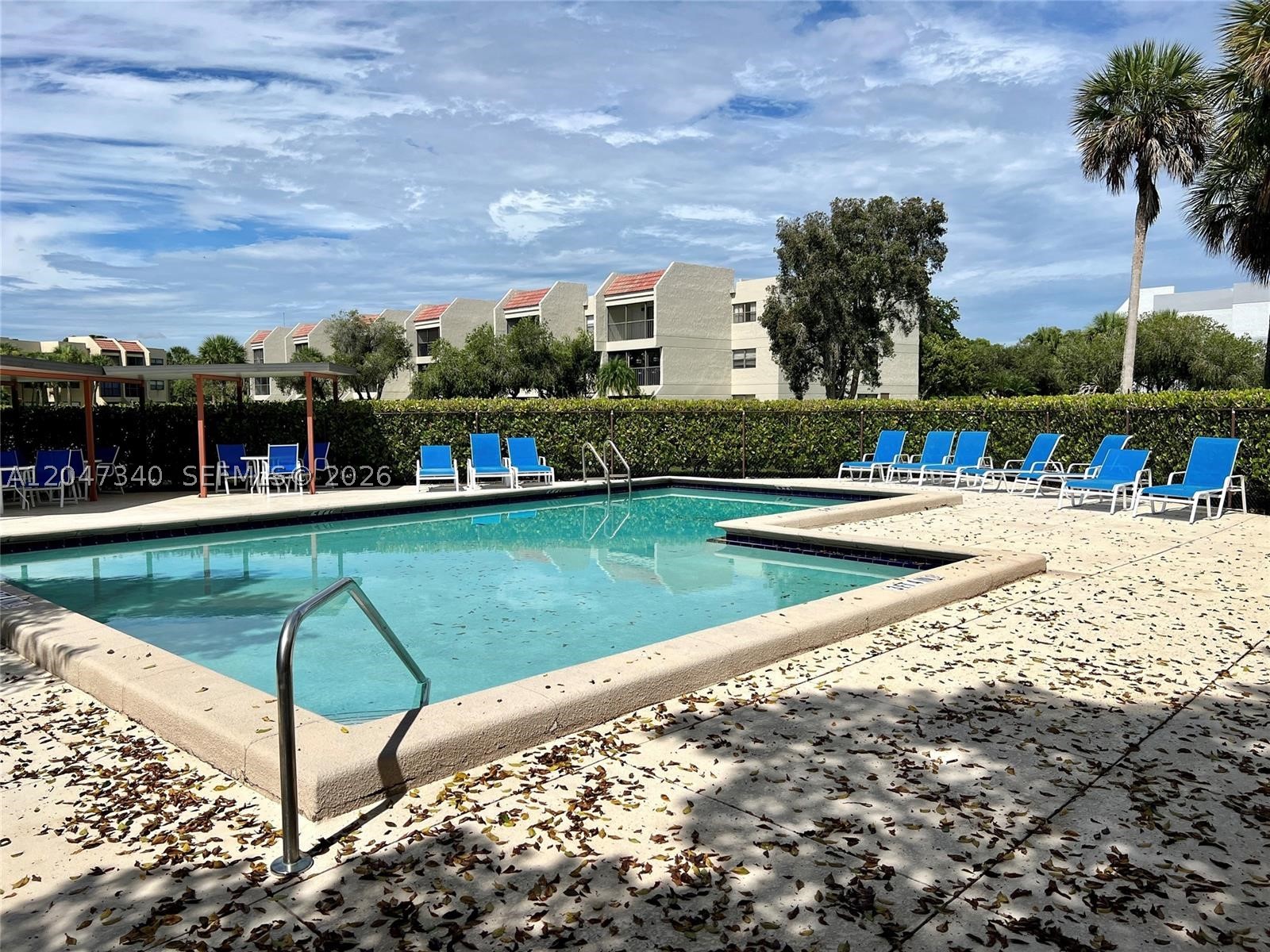 RACQUET CLUB APARTMENTS A - Residential