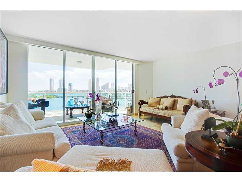 THE PENINSULA CONDO - Residential Lease