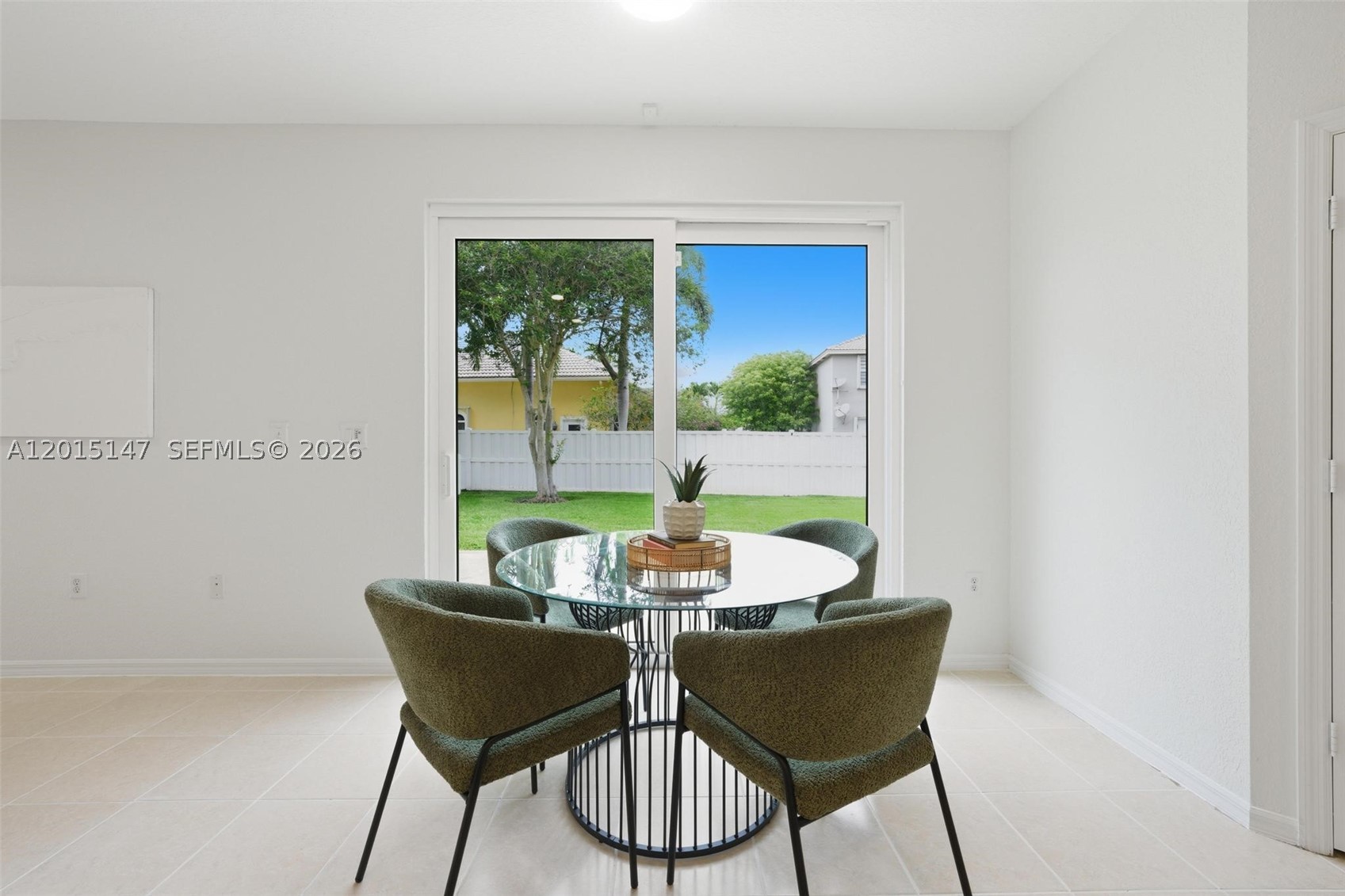 PEMBROKE FALLS - Residential